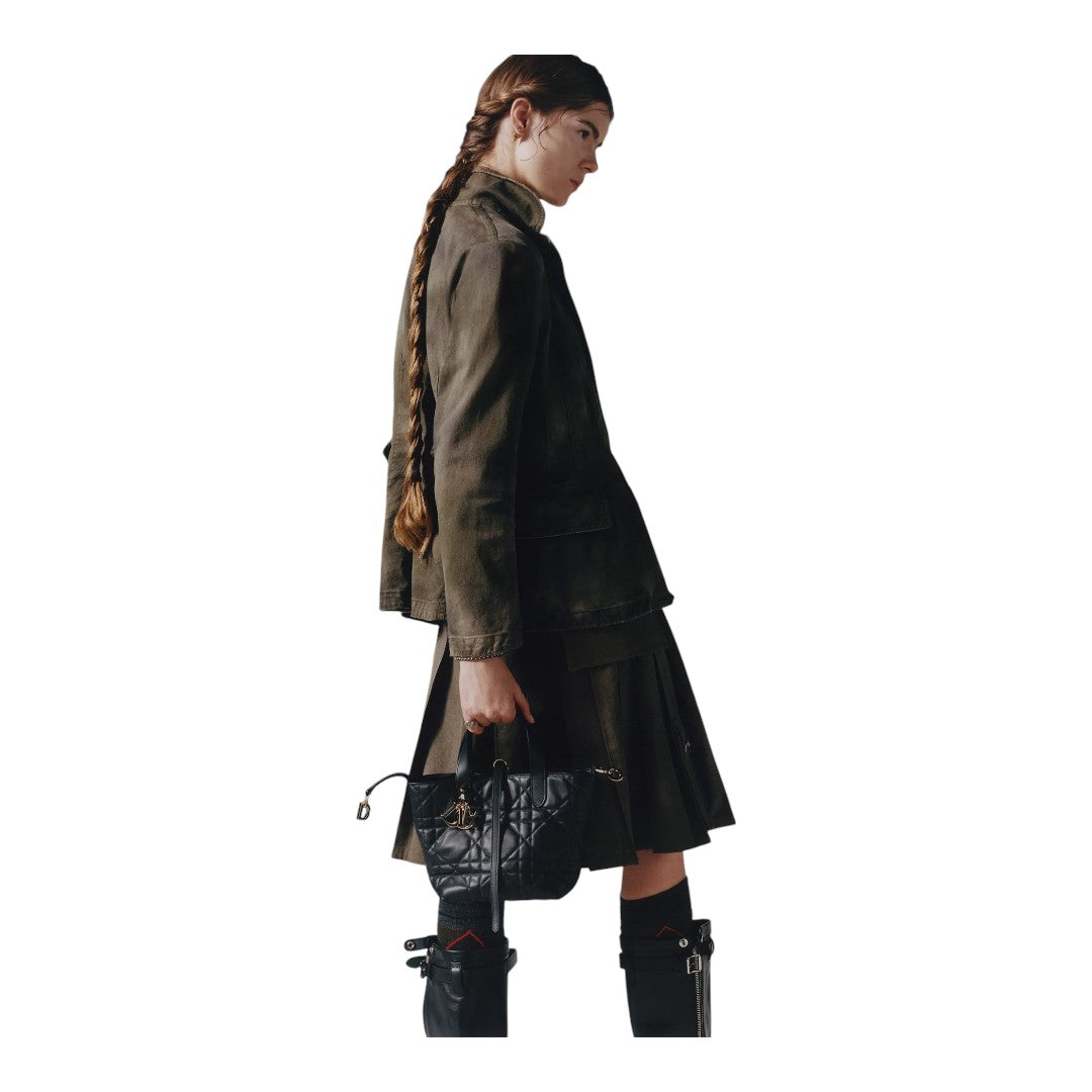 CHRISTIAN DIOR