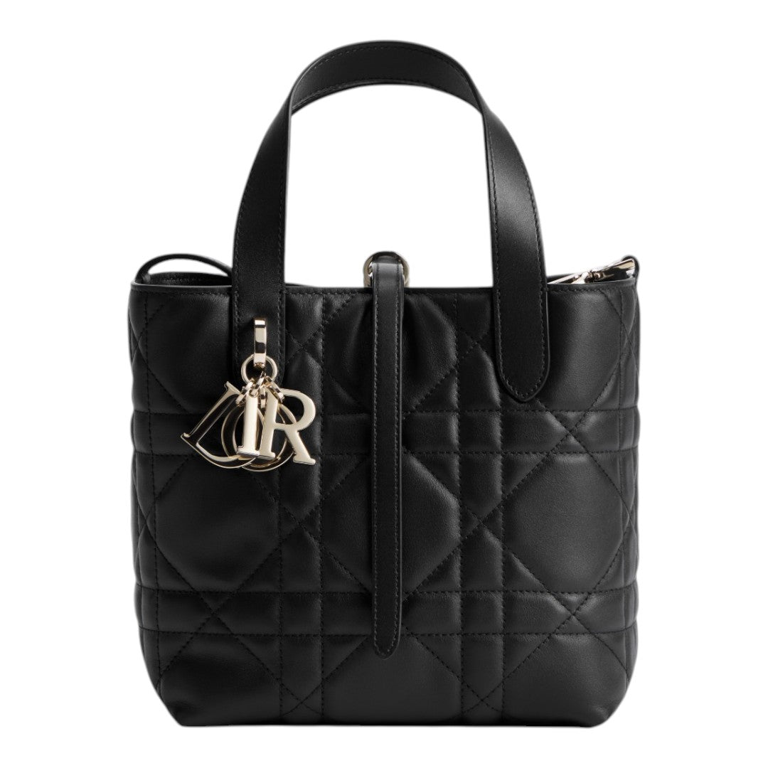 CHRISTIAN DIOR