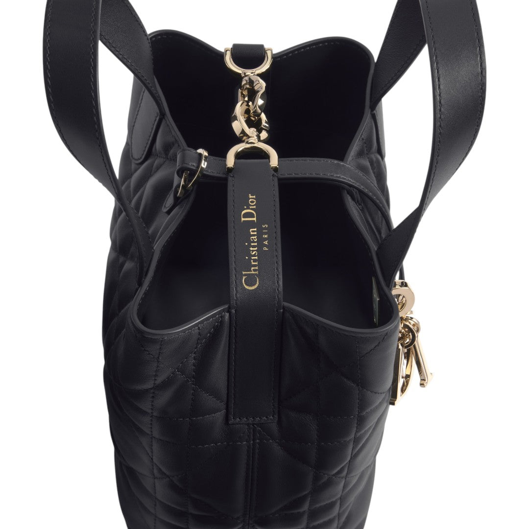 CHRISTIAN DIOR