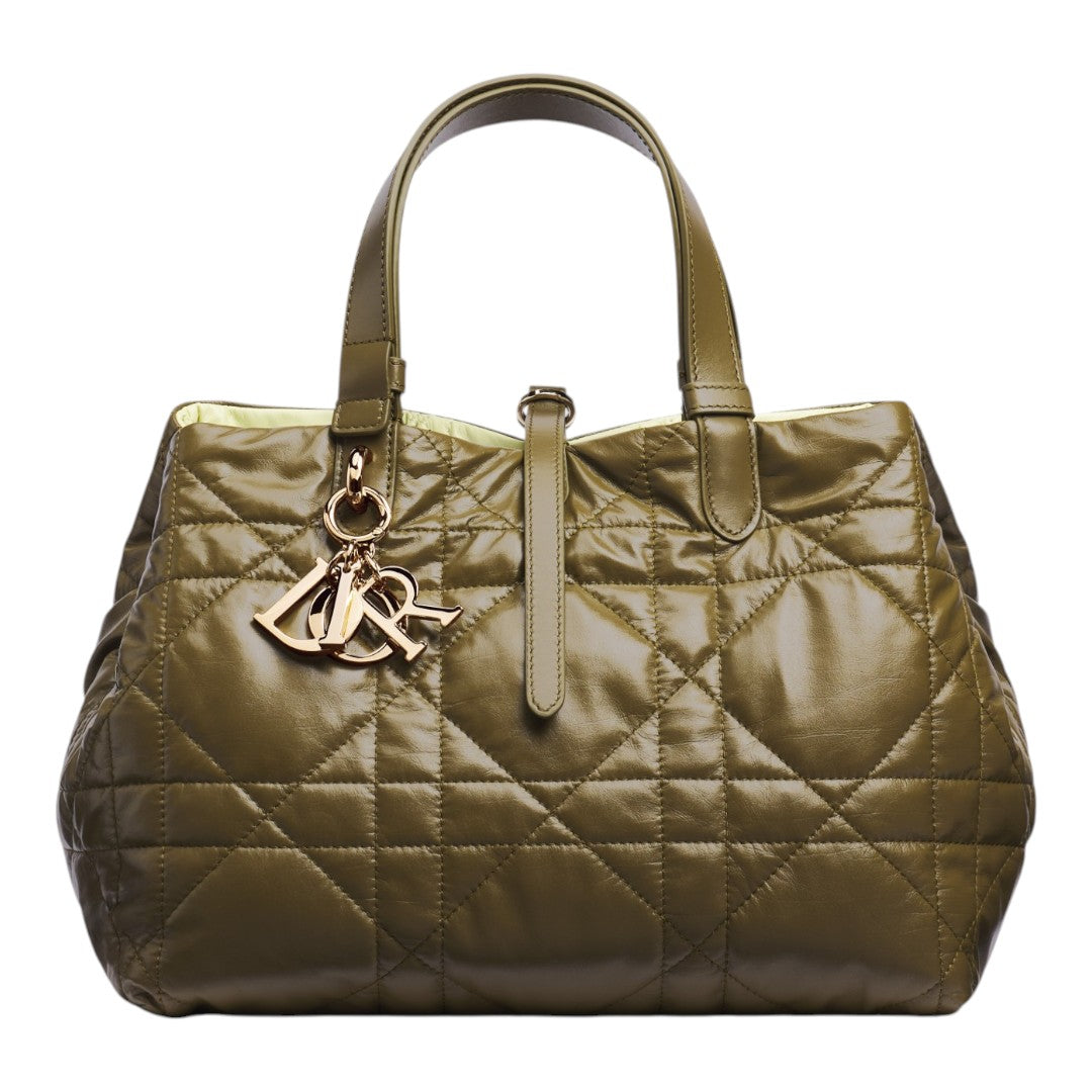 CHRISTIAN DIOR