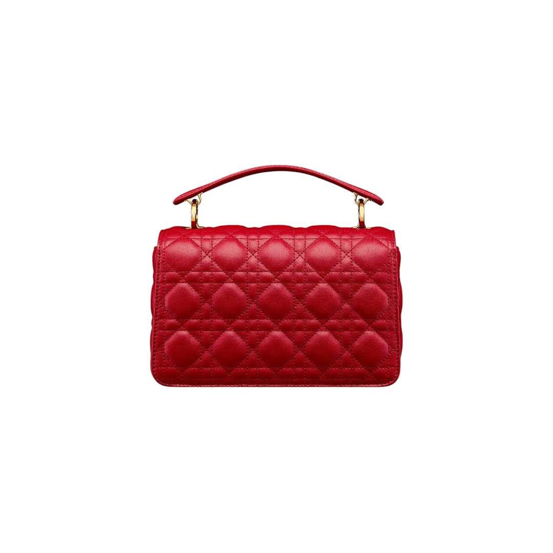 CHRISTIAN DIOR