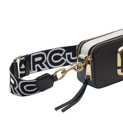 MARC JACOBS