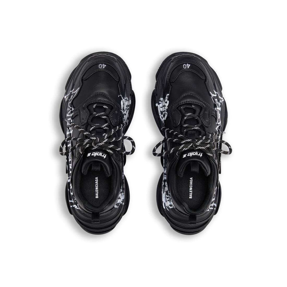 BALENCIAGA