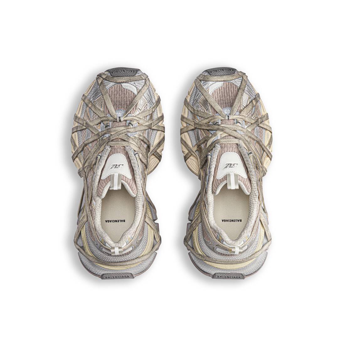 BALENCIAGA