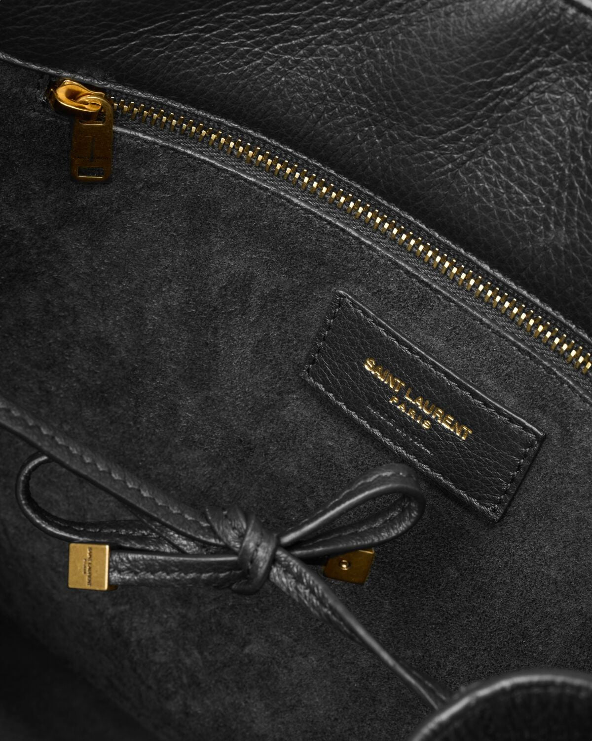 SAINT LAURENT