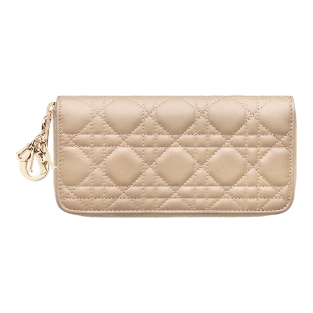CHRISTIAN DIOR