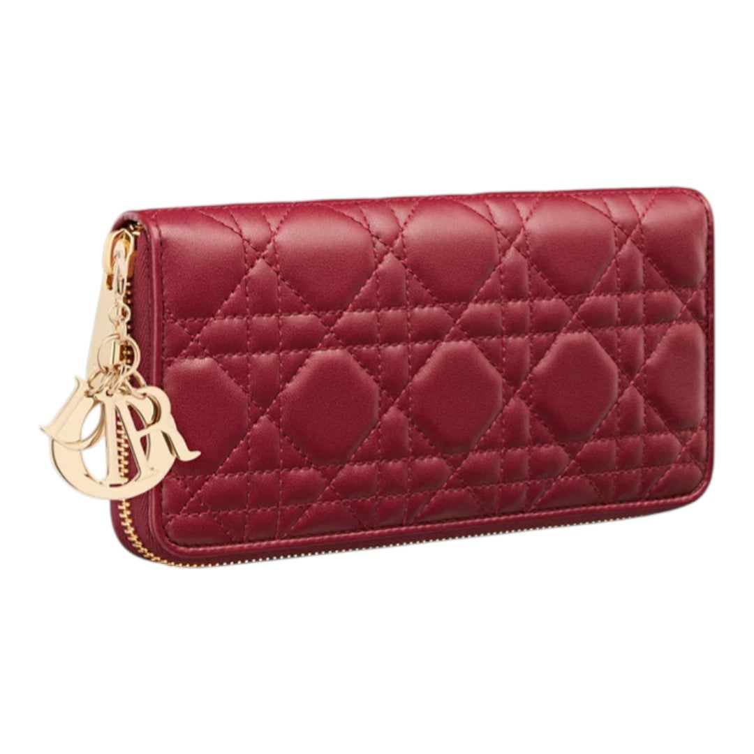 CHRISTIAN DIOR