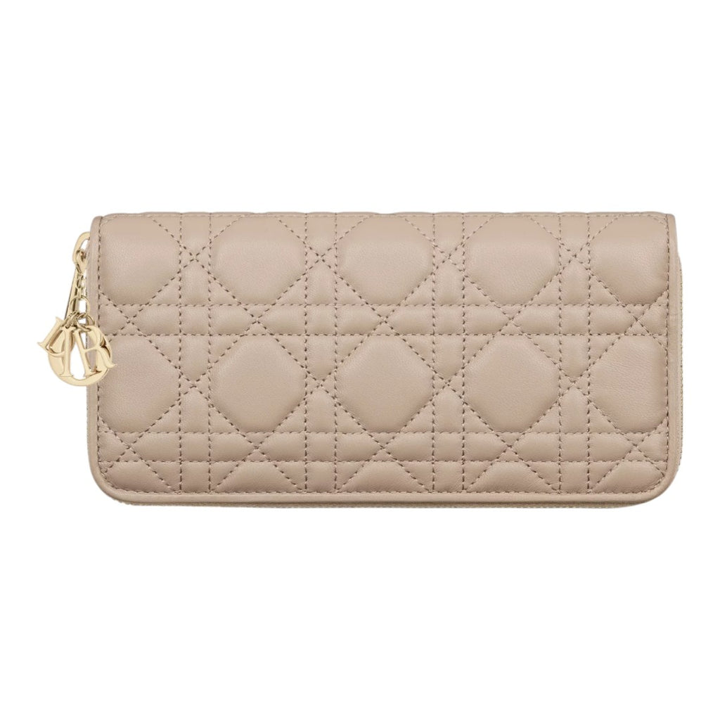 CHRISTIAN DIOR