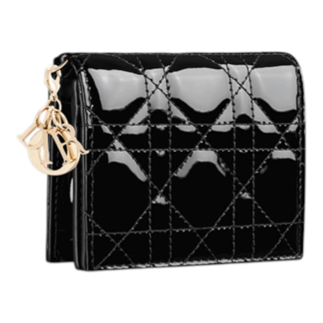 CHRISTIAN DIOR