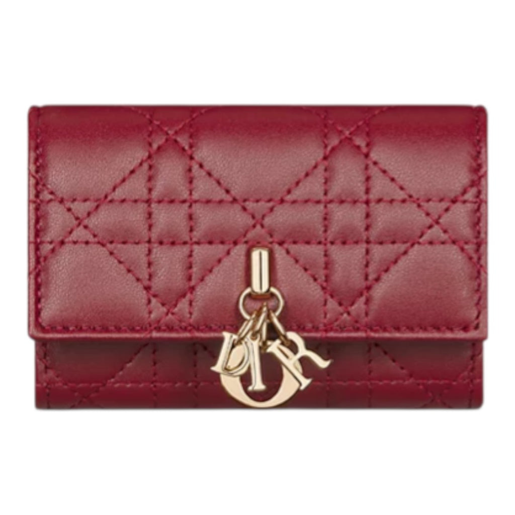 CHRISTIAN DIOR