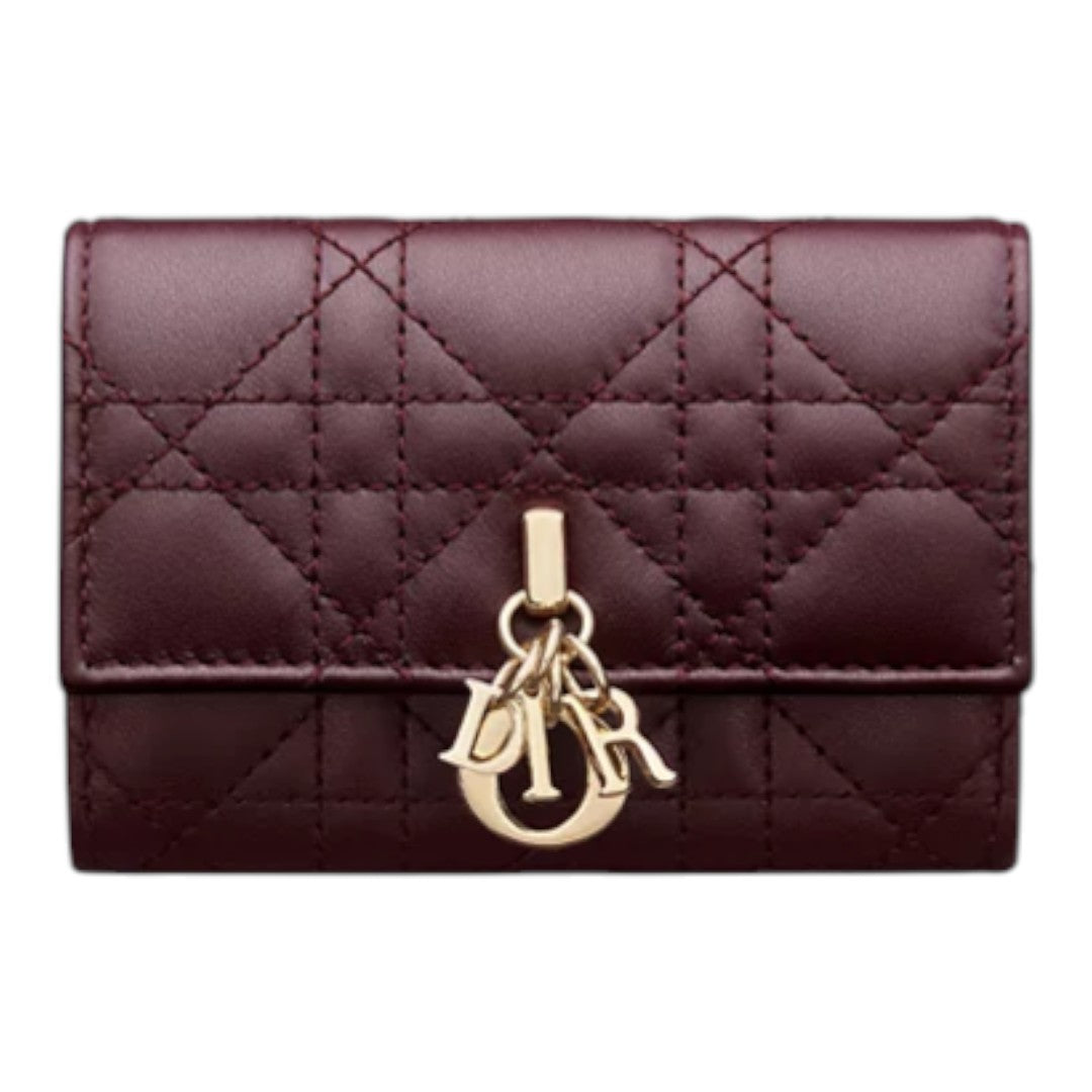 CHRISTIAN DIOR