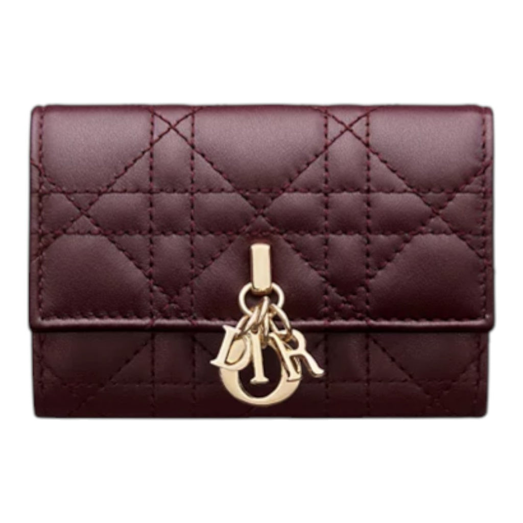 CHRISTIAN DIOR