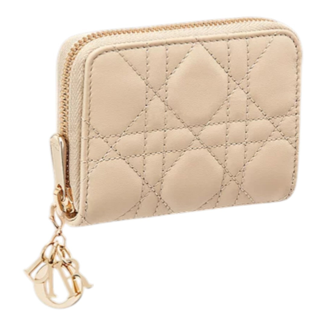 CHRISTIAN DIOR