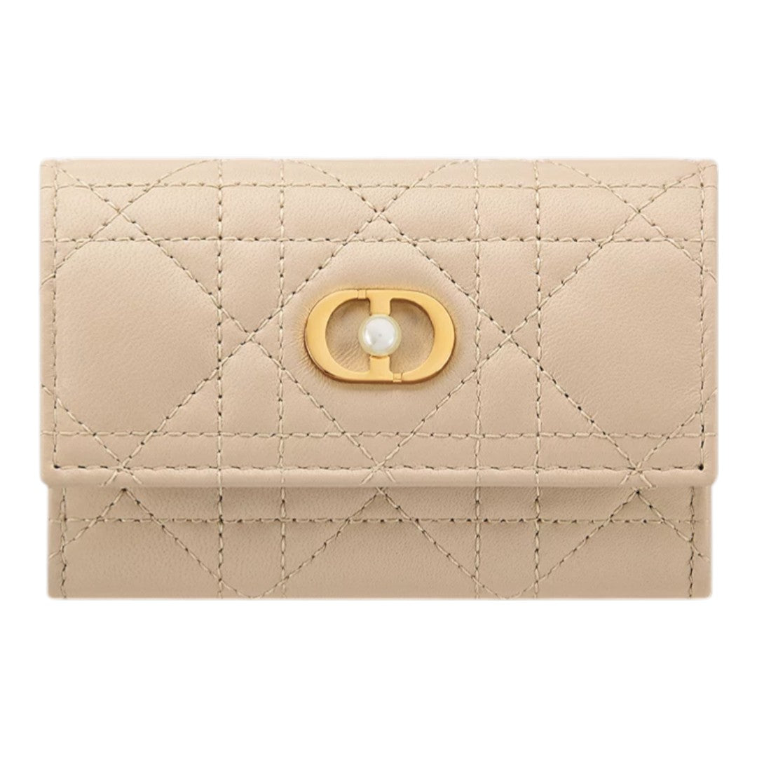 CHRISTIAN DIOR