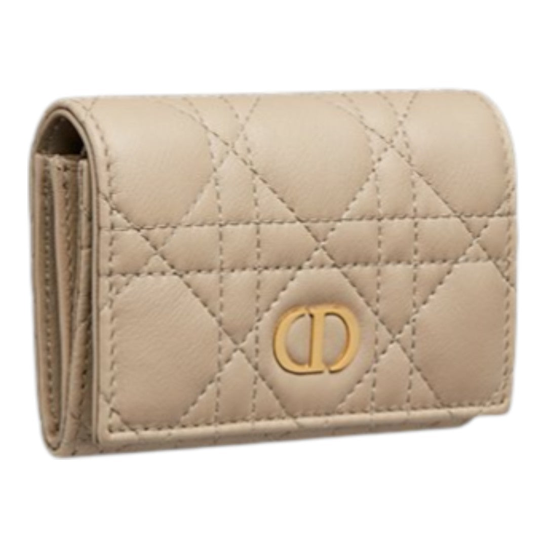 CHRISTIAN DIOR