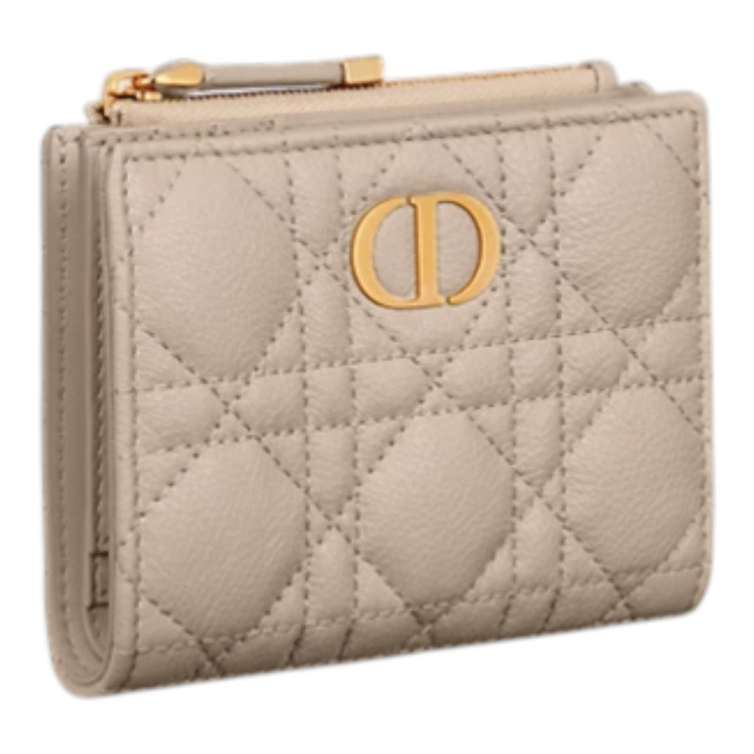 CHRISTIAN DIOR