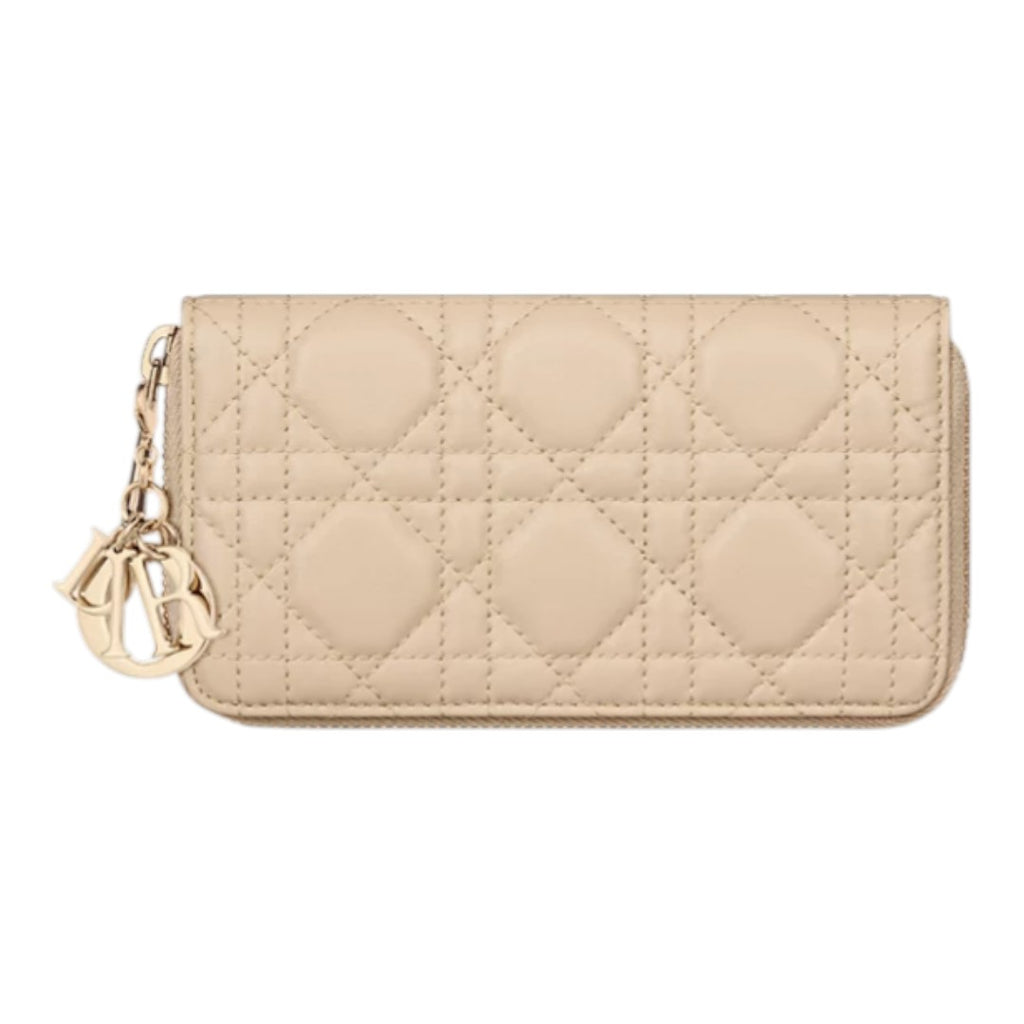 CHRISTIAN DIOR