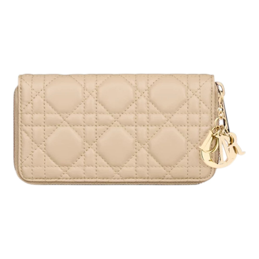CHRISTIAN DIOR