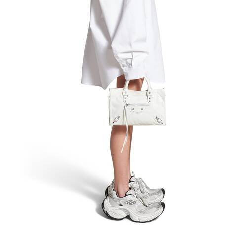 BALENCIAGA