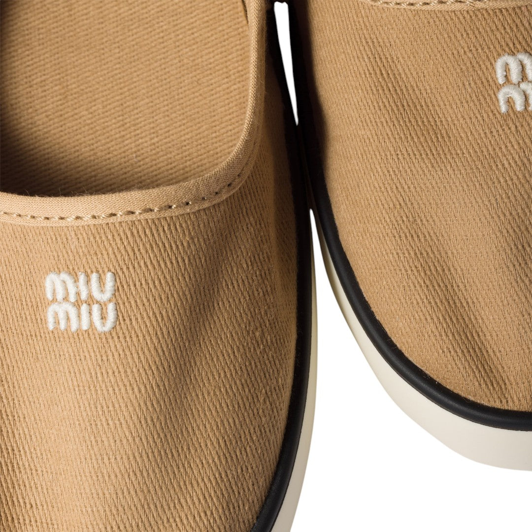 MIU MIU