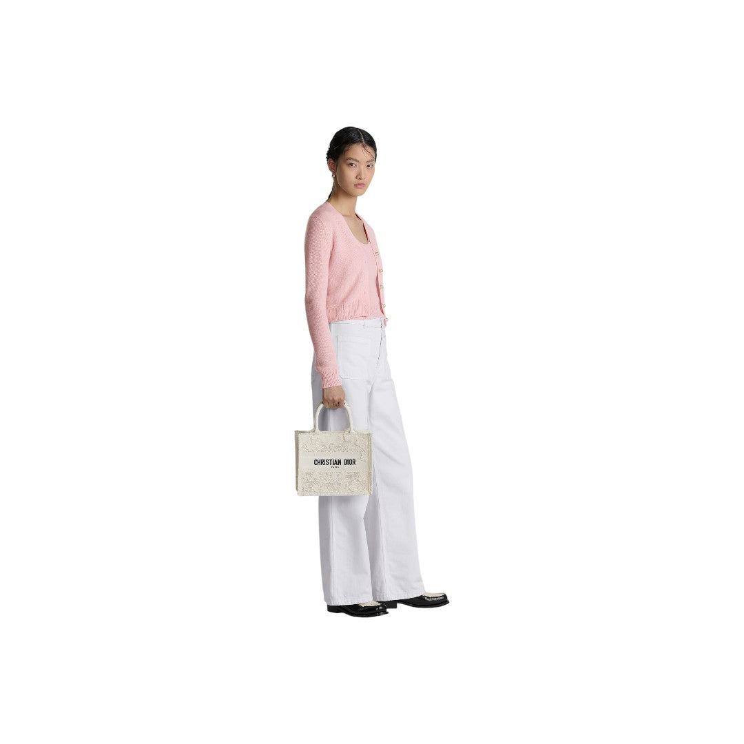 CHRISTIAN DIOR