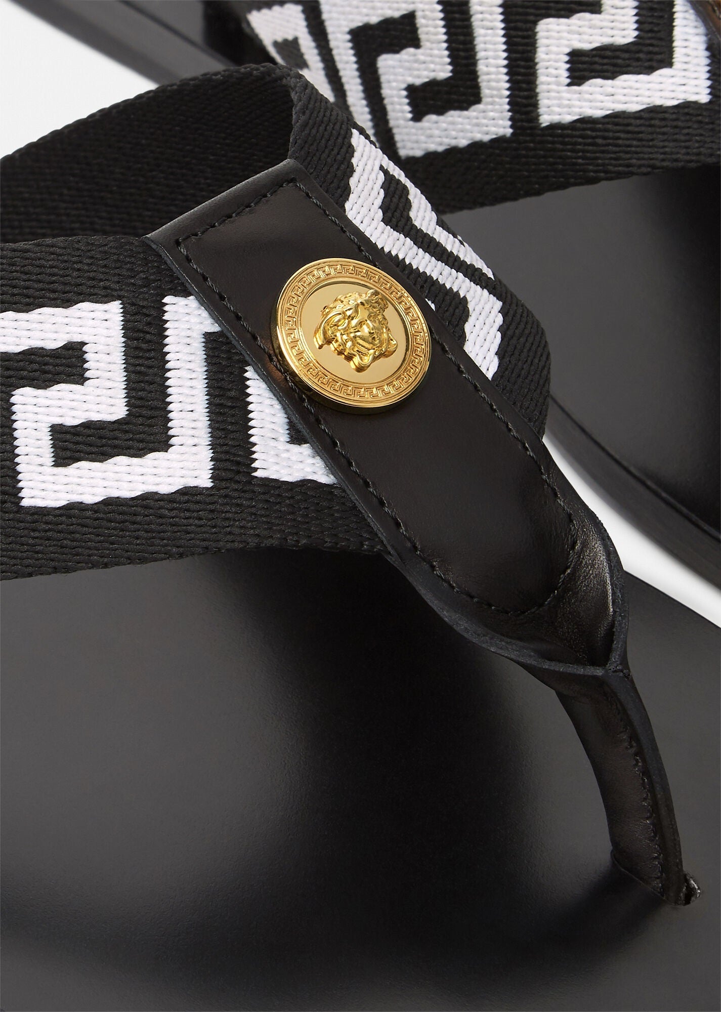 VERSACE