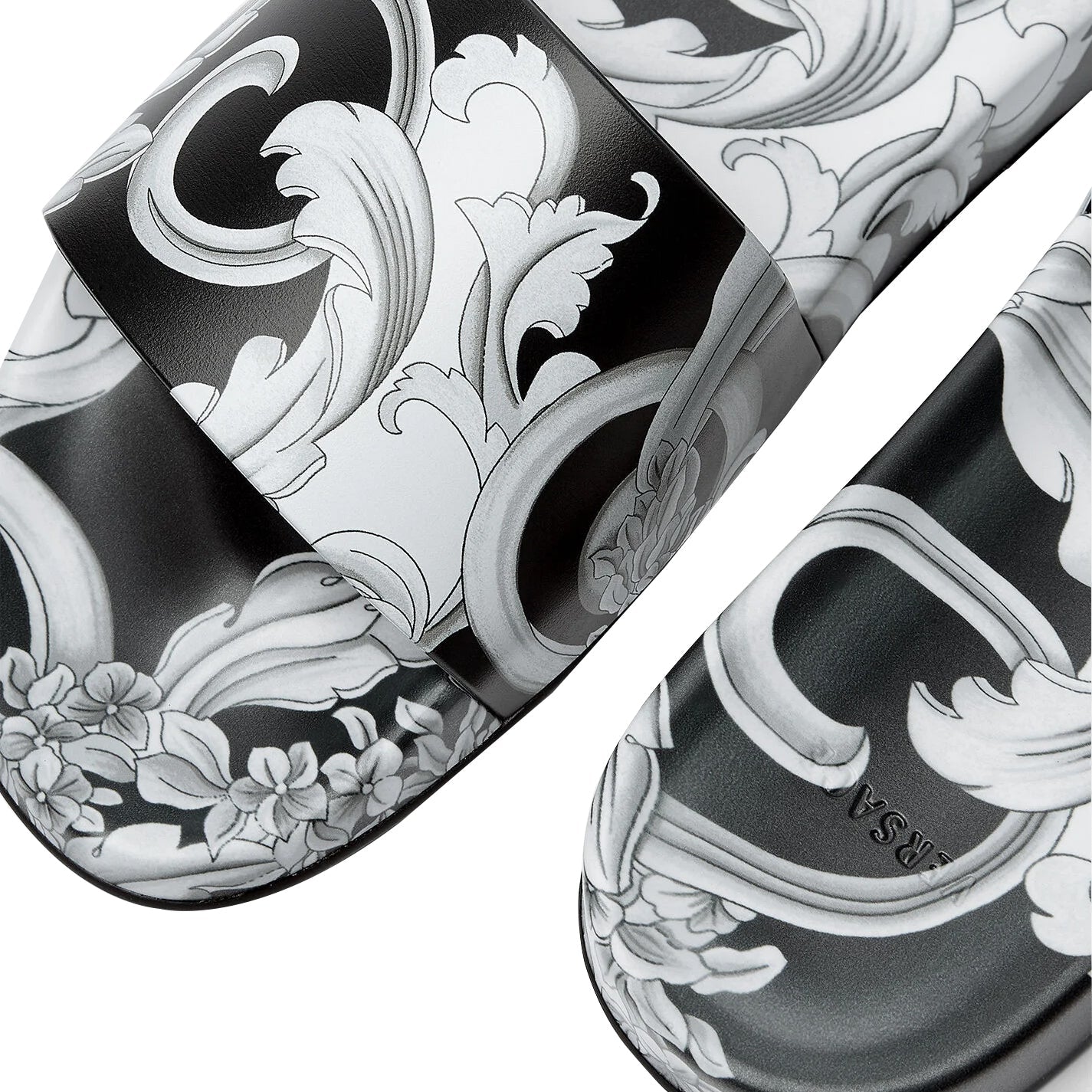 VERSACE