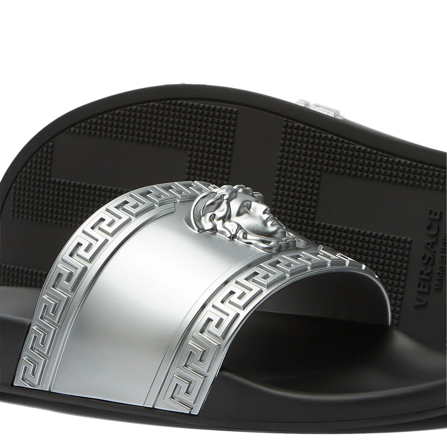 VERSACE