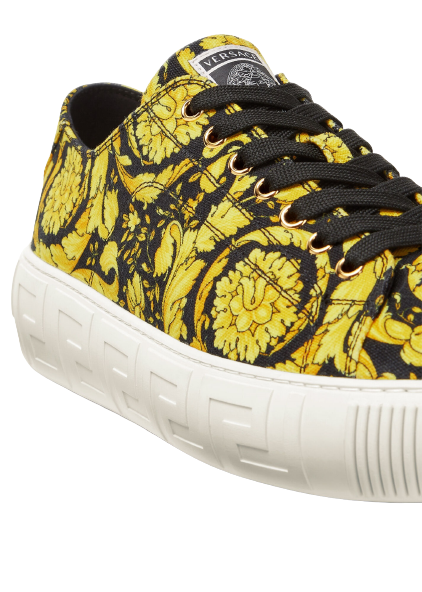 VERSACE