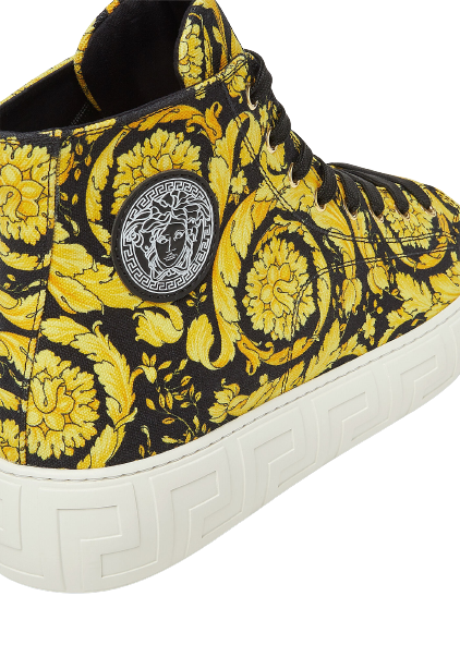 VERSACE