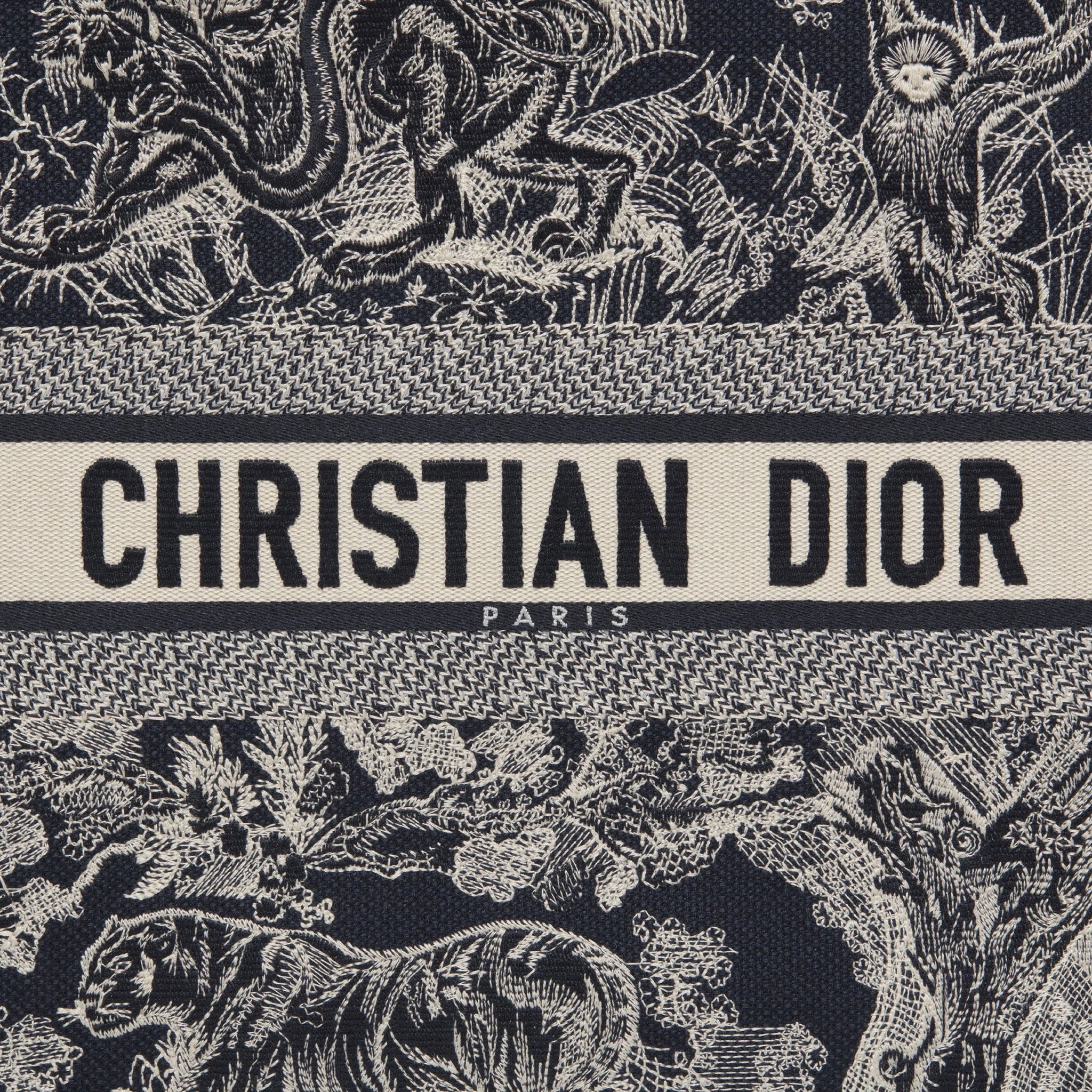 DIOR