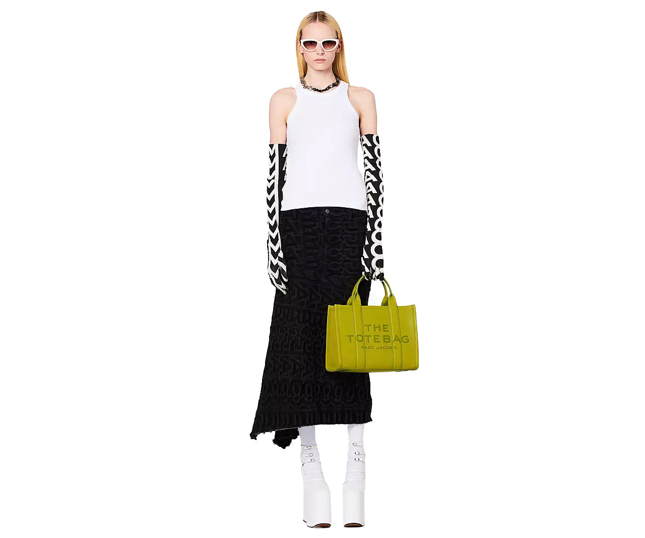 MARC JACOBS