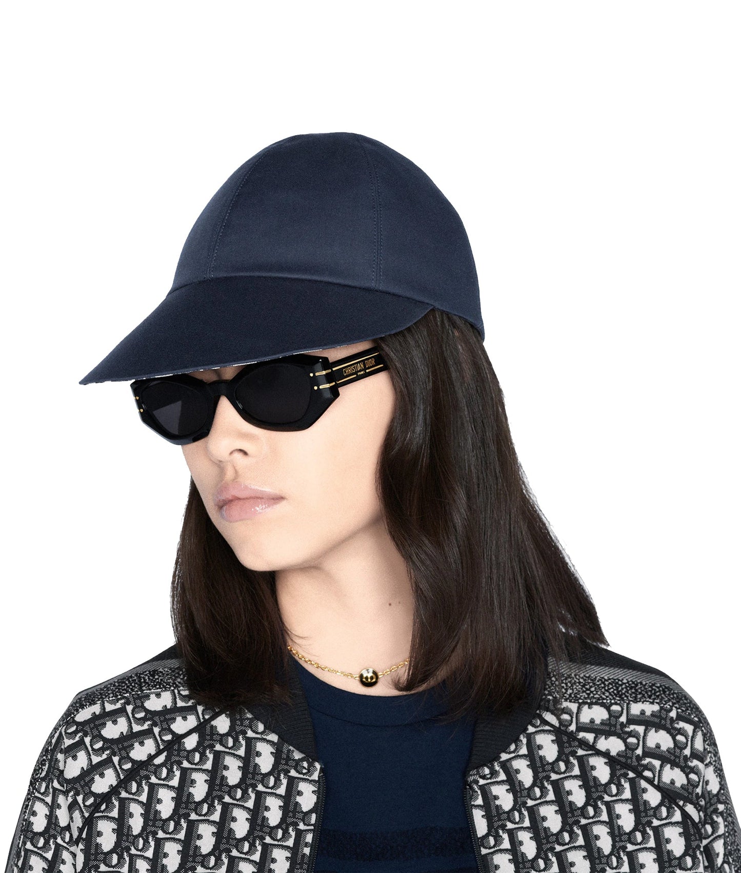 CHRISTIAN DIOR
