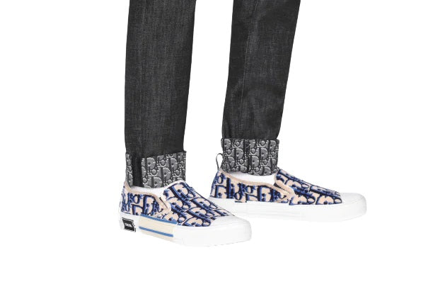 DIOR