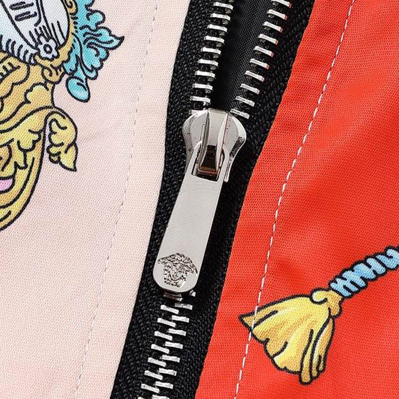 VERSACE